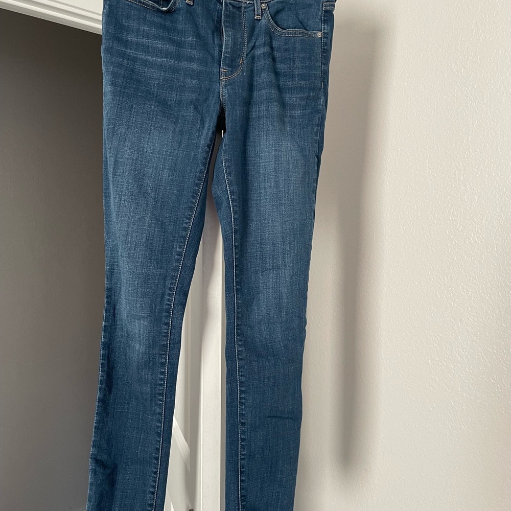 Levi's Women's Skinny Jeans in Deep Blue